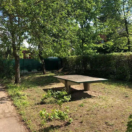ゲストハウス Kicsi Gesztenye Apartman Haz